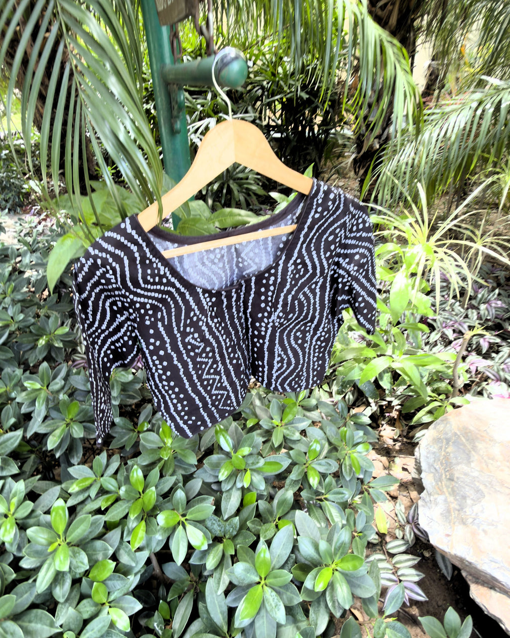 free size black bandhej blouse with white traditional dotted motifs