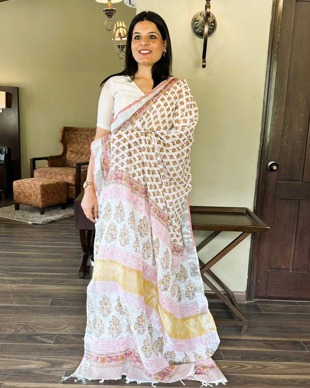 Red & White Linen Saree with Leaf Motifs