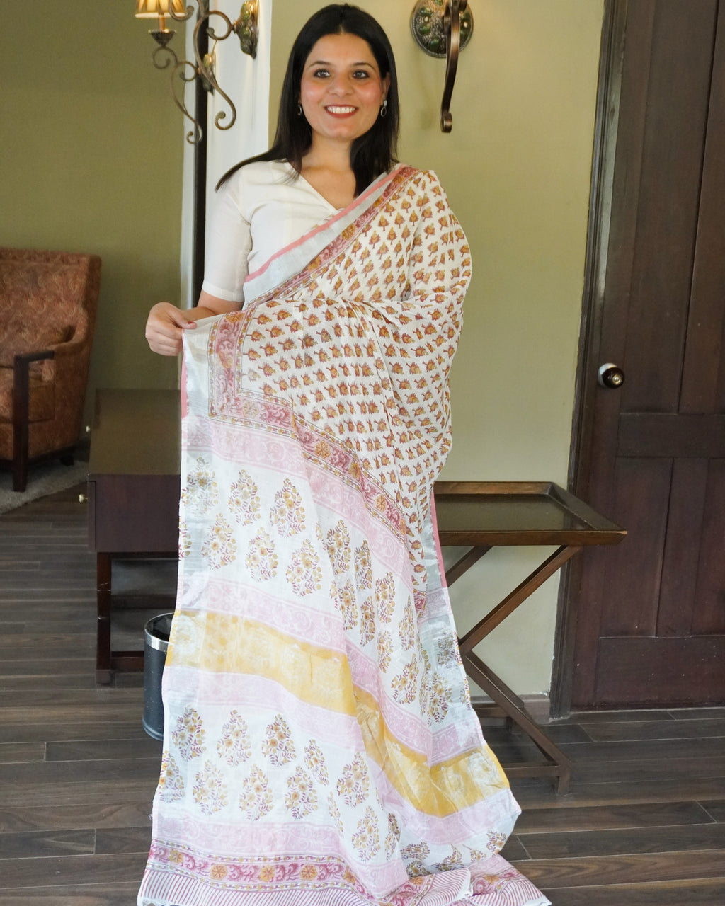 Red & White Linen Saree with Leaf Motifs
