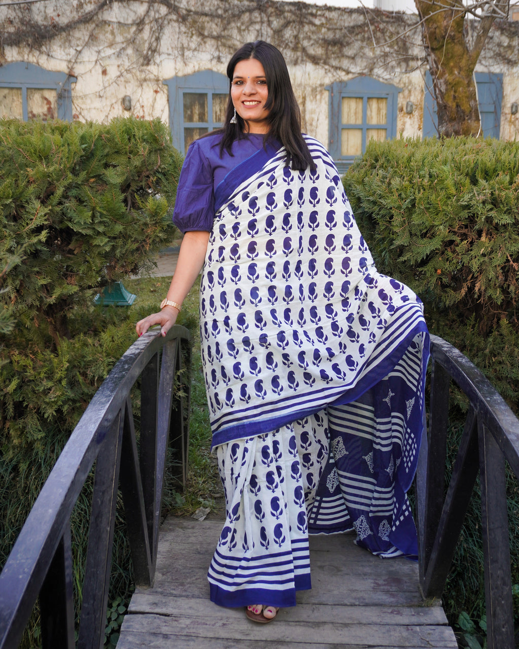 Blue and white indigo leaf print mul cotton saree