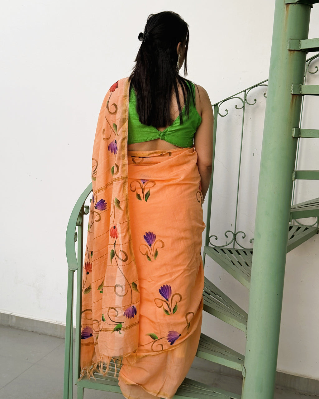 rear view peach handpaint chanderi saree drape