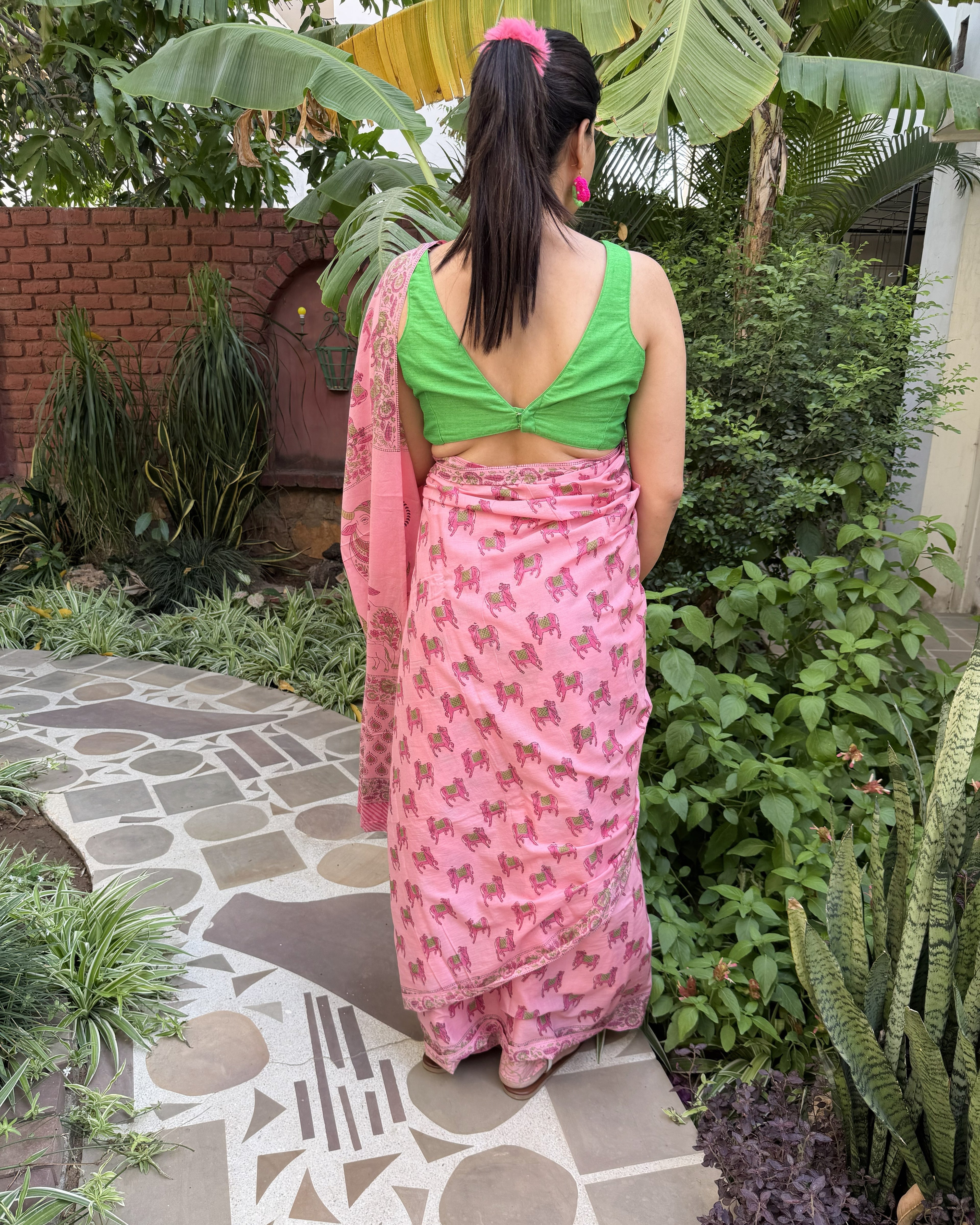 back view pink cow print saree mul cotton
