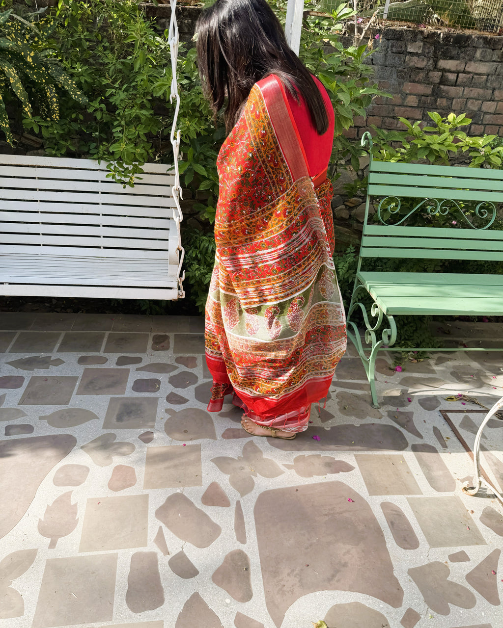 back view red sanganeri linen saree with pallu